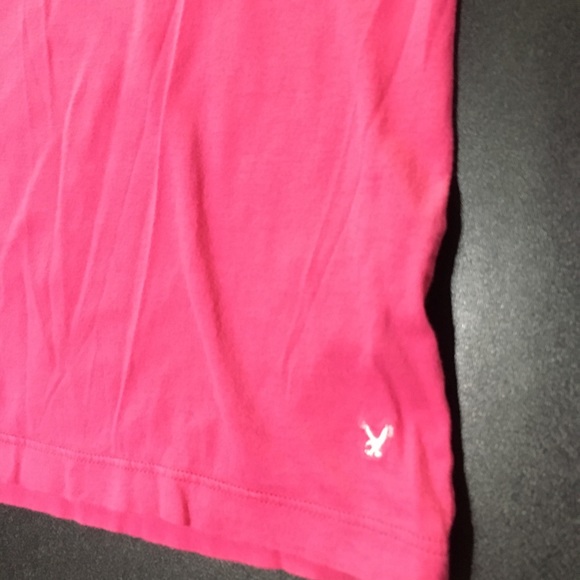 AMERICAN EAGLE V-Neck Pink Tee Short Sleeves M - Picture 2 of 7